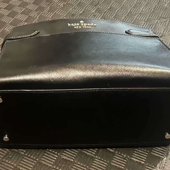 Kate Spade satchel - Picture 4 of 4